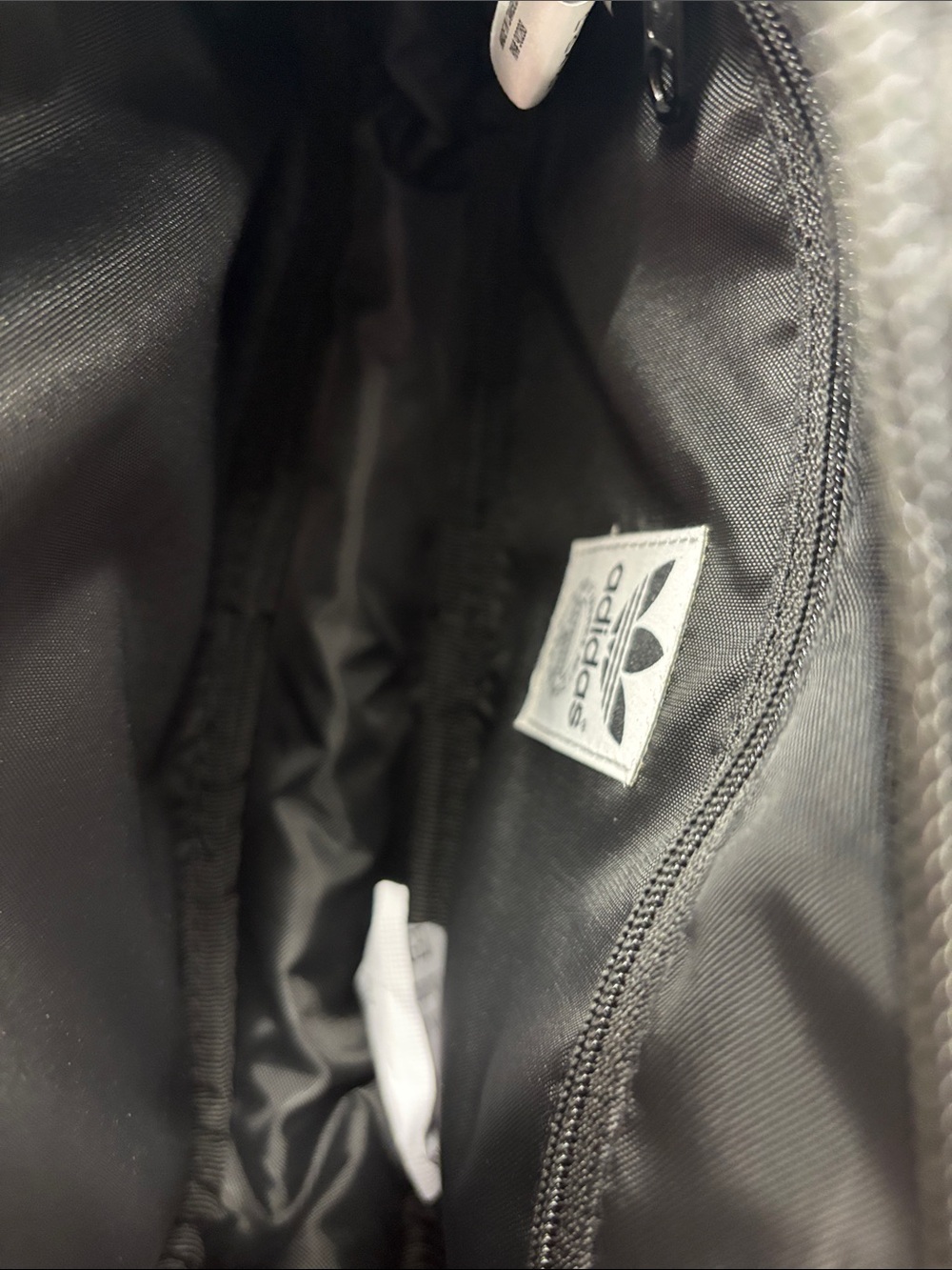 Adidas Originals Airliner Crossbody Bag - Picture 10 of 15